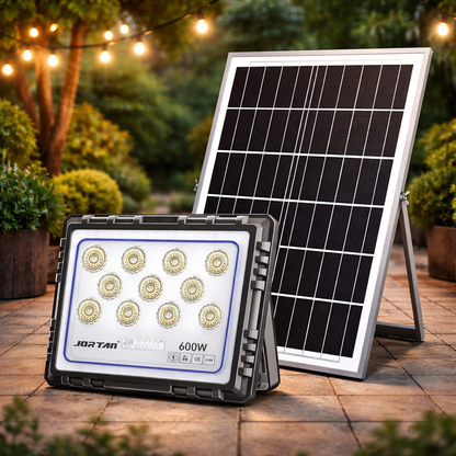Proiector solar LED Jortan 600/800/1000W cu panou solar IP66 — Ambient Modern Pentru Acasă