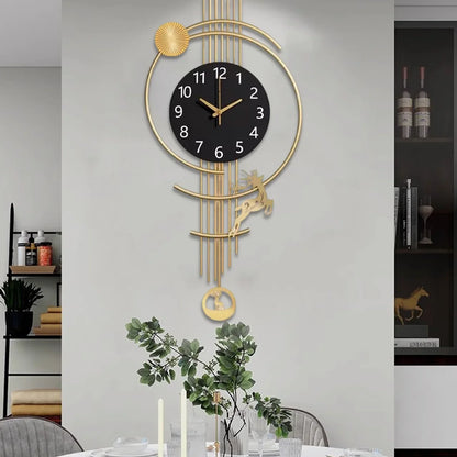 Ceas elegant de perete — Confort Practic Pentru Casa Ta