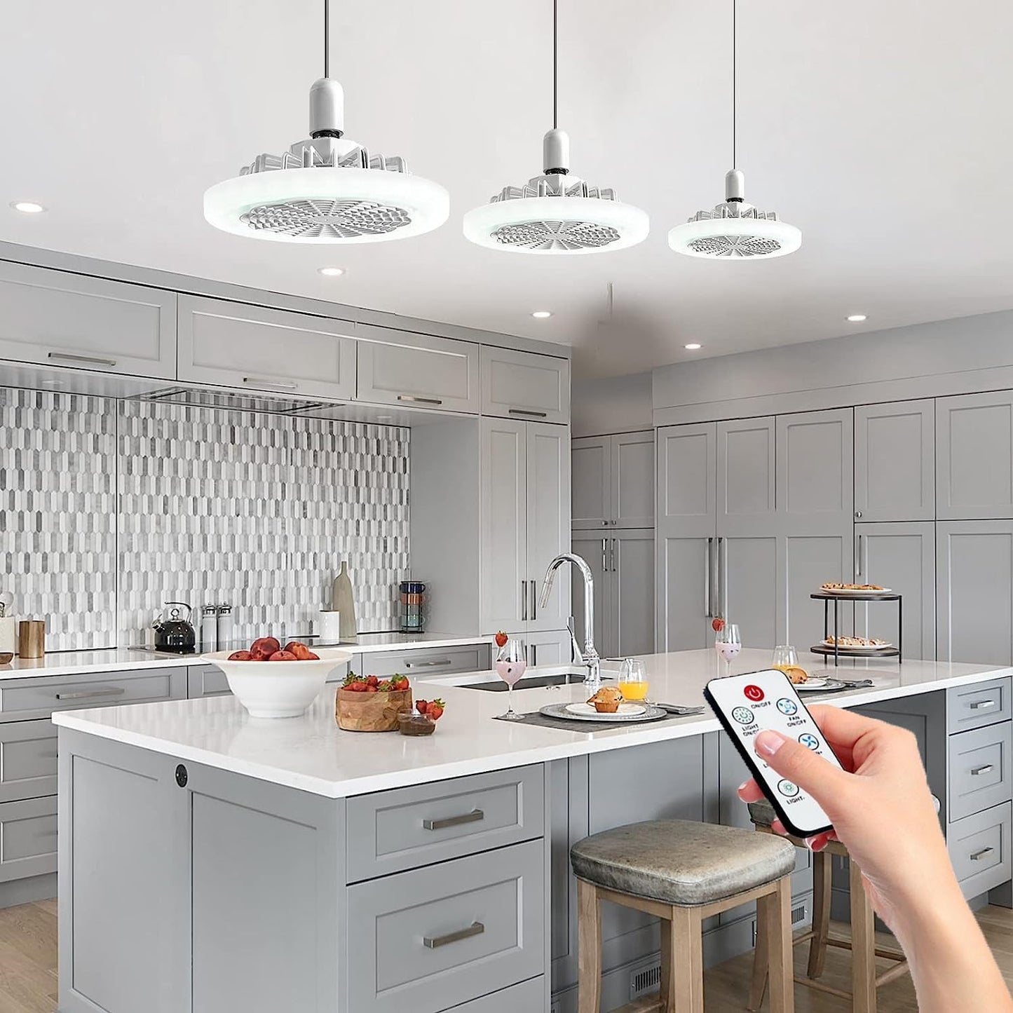 Lampa LED tavan cu ventilator si telecomanda 30W — Ambient Modern Pentru Acasă