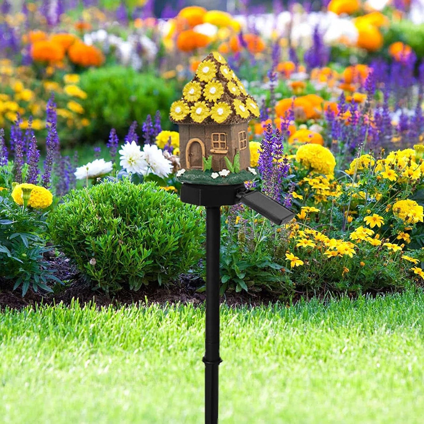 Lampa decorativa de gradina cu încarcare solara