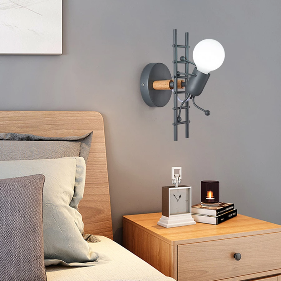 Lampa metalica retro industriala tip humanoid — Ambient Modern Pentru Acasă