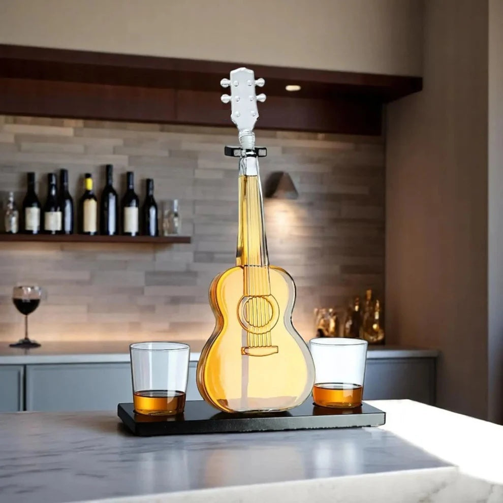 Set decantor in forma de vioara cu 2 pahare si — Mai Mult Confort Oriunde