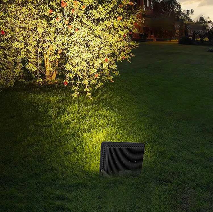 Proiector LED SMD Slim 20W, 220V, IP66, Lumină Puternică pentru Exterior, EAZ-IL039