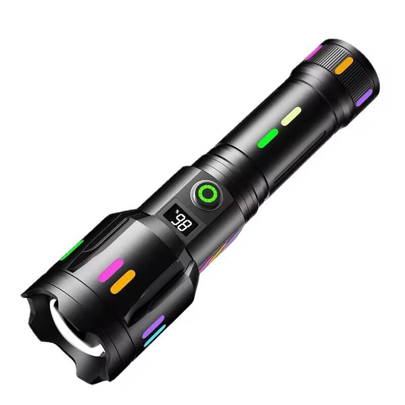 Lanterna LED P50, 2000 Lumeni, Reincarcabila USB-C, Zoom Telescopic, Corp Aluminiu si Afisaj Digital Inteligent – CLS-IL059 | EsentaCasei
