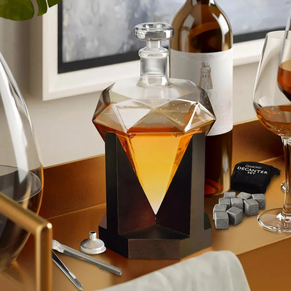 Set decantor in forma de diamant — Mai Mult Confort Oriunde