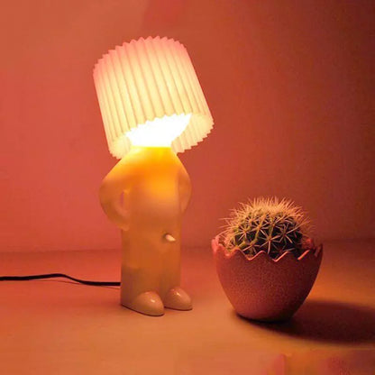 Lampa de birou „Little Shy Man” – Design creativ cu — Ambient Modern Pentru Acasă