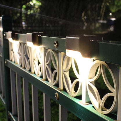 Set 4 lampi solare LED pentru trepte — Ambient Modern Pentru Acasă